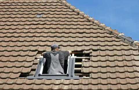 Pose de velux - Saint-Paul-Mont-Penit